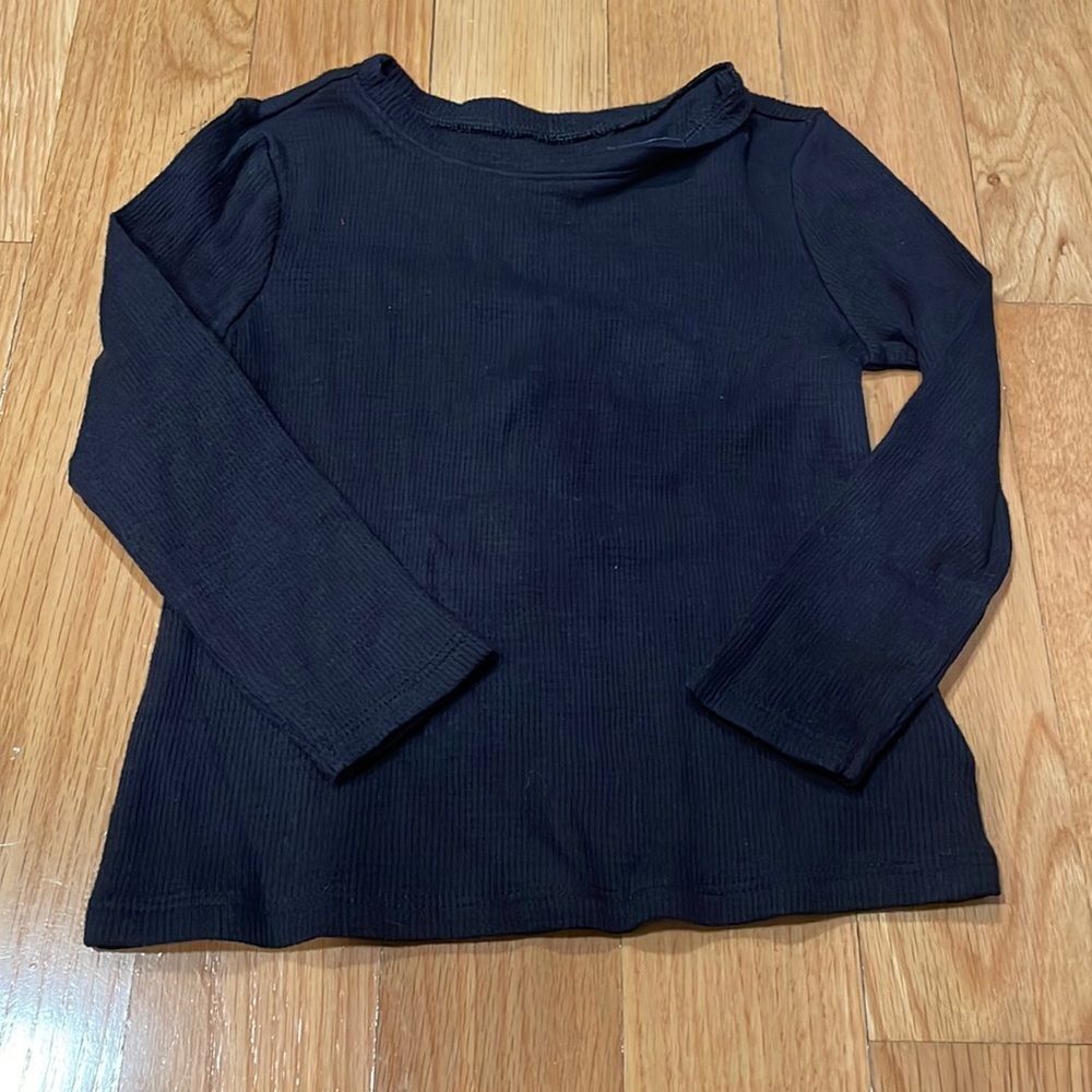 OLD NAVY 𝅺2 t long sleeve black thermal like top
